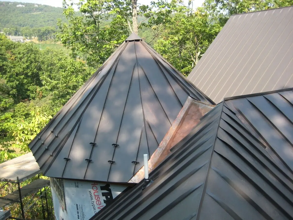 Professional Roof Tarp Installation by Craftsman Roofing in Plain